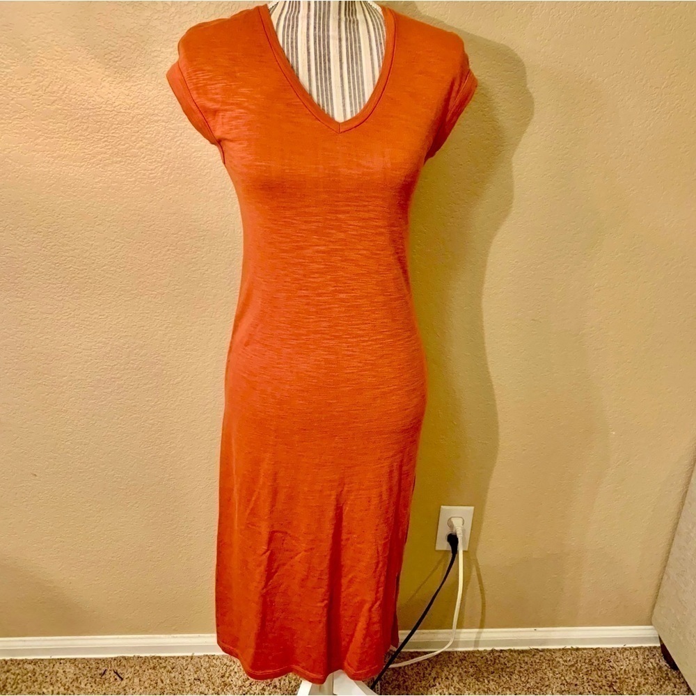 Madewell Dress XS Burnt Orange Short Slvs Side Slits V-Neck Viscose Cotton